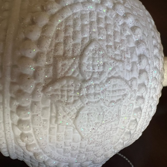 Set of Six White Plastic Textured Glitter Christmas Ornaments - Picture 3 of 10